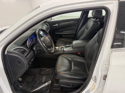 2017 Chrysler 300 300C