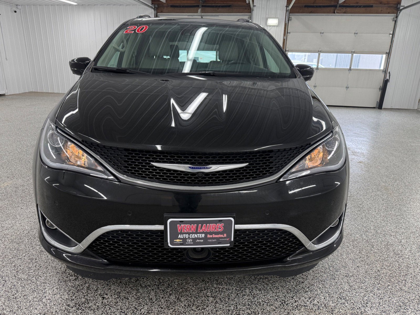 2020 Chrysler Pacifica Touring L
