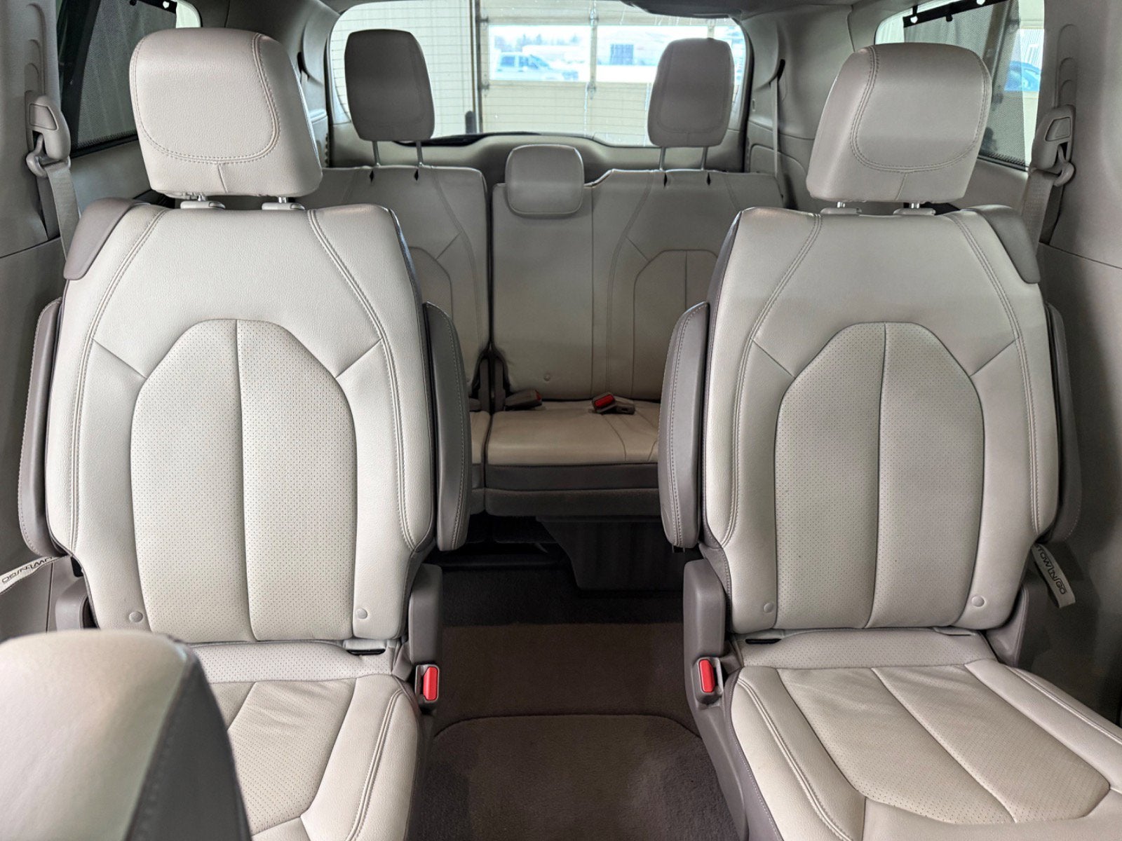 2017 Chrysler Pacifica Touring-L Plus