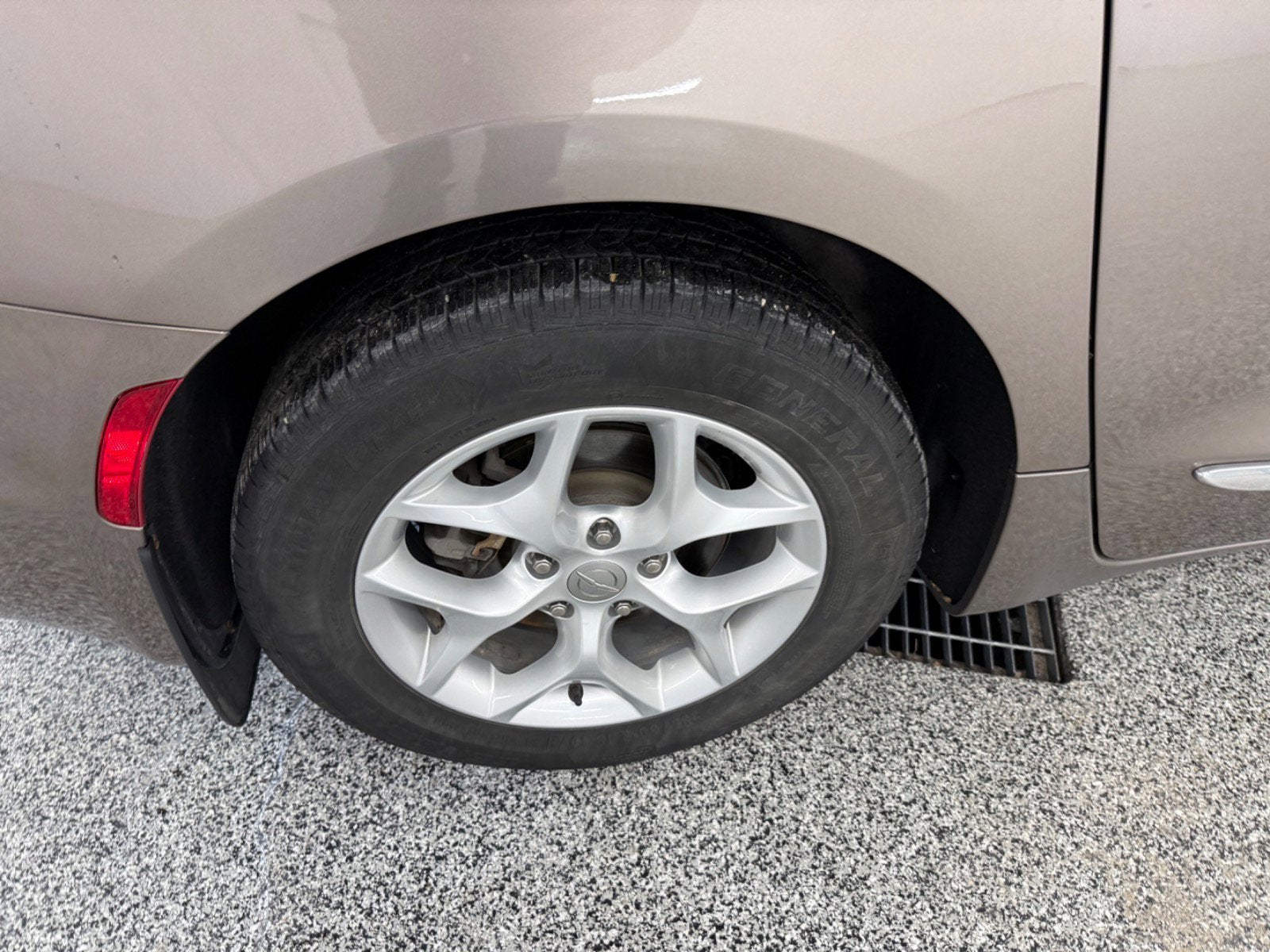 2017 Chrysler Pacifica Touring-L Plus