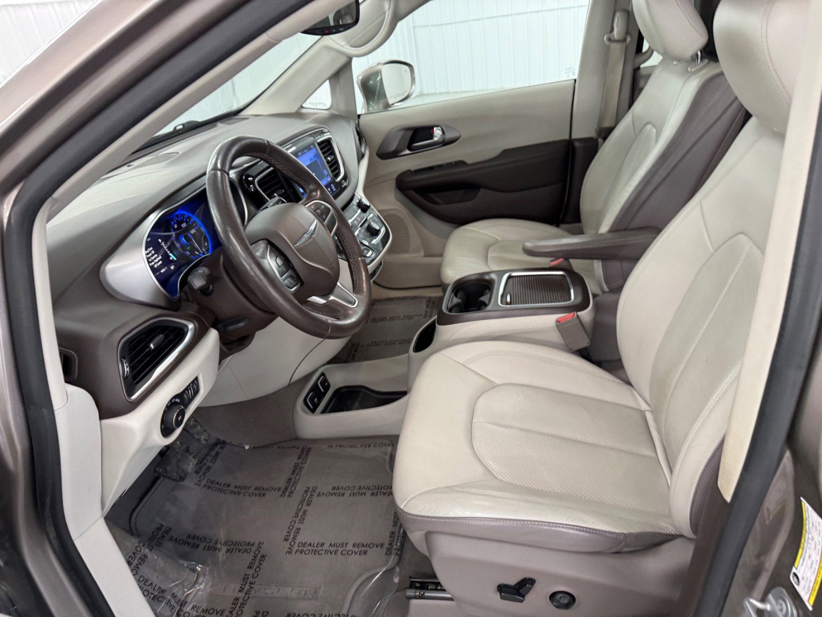 2017 Chrysler Pacifica Touring-L Plus