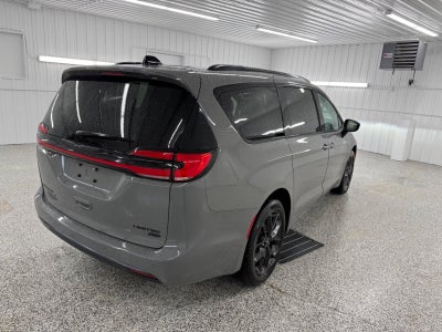 2024 Chrysler Pacifica Limited