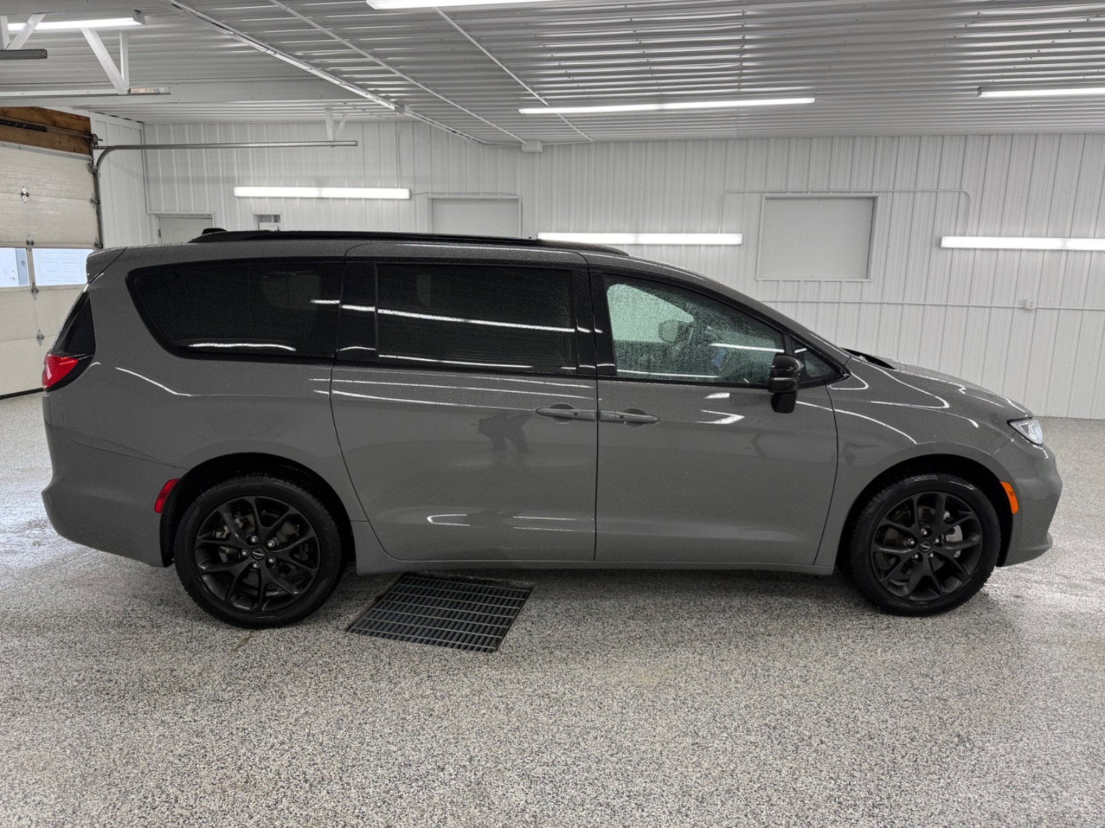 2024 Chrysler Pacifica Limited