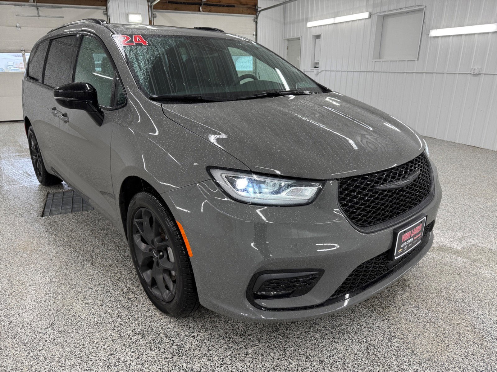 2024 Chrysler Pacifica Limited
