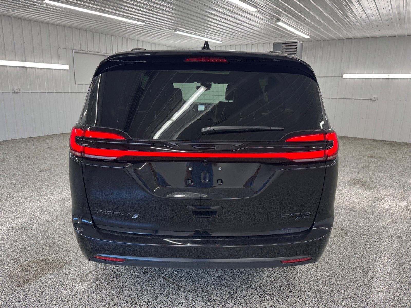 2027 Chrysler Pacifica Limited