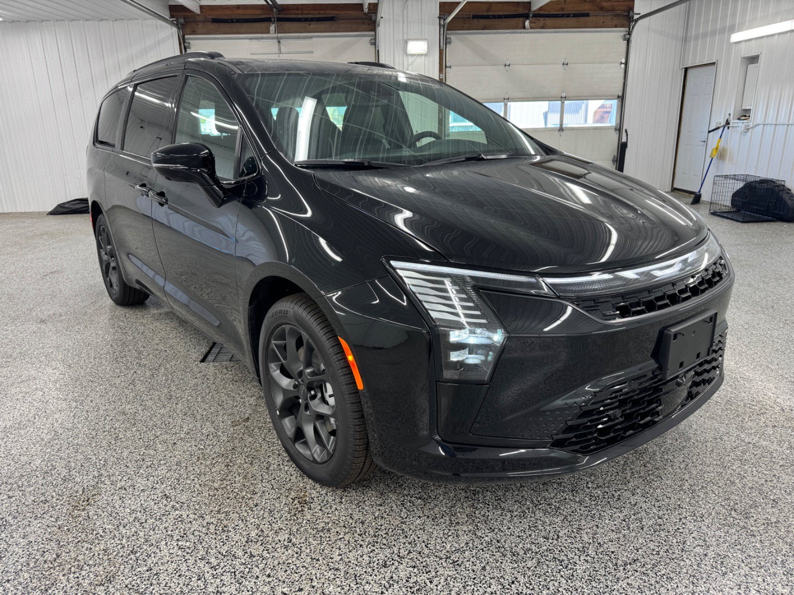 2027 Chrysler Pacifica Limited
