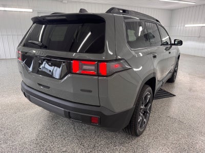 2026 Jeep Cherokee Overland