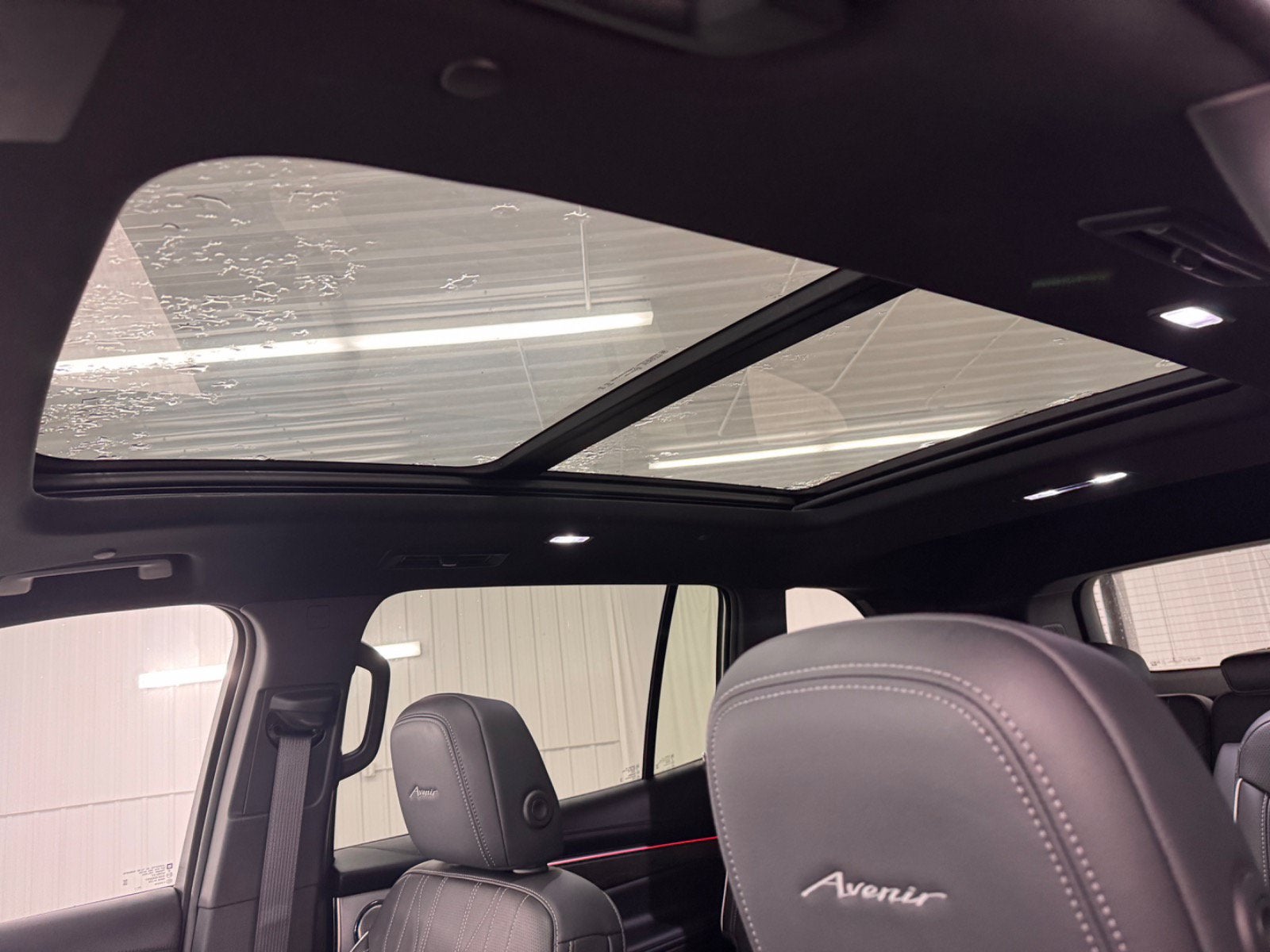 2025 Buick Enclave Avenir
