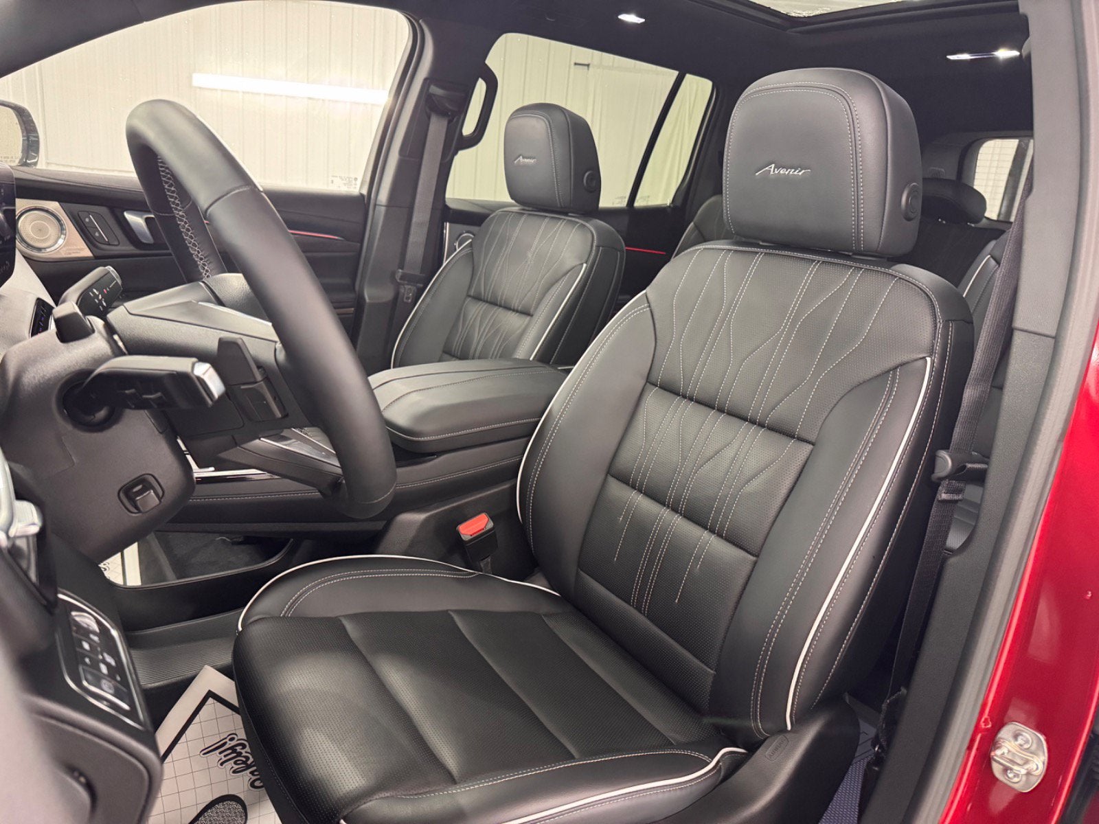 2025 Buick Enclave Avenir