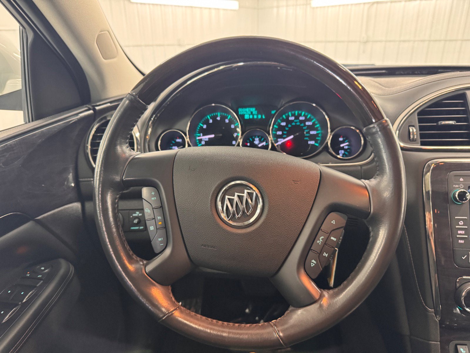 2016 Buick Enclave Leather