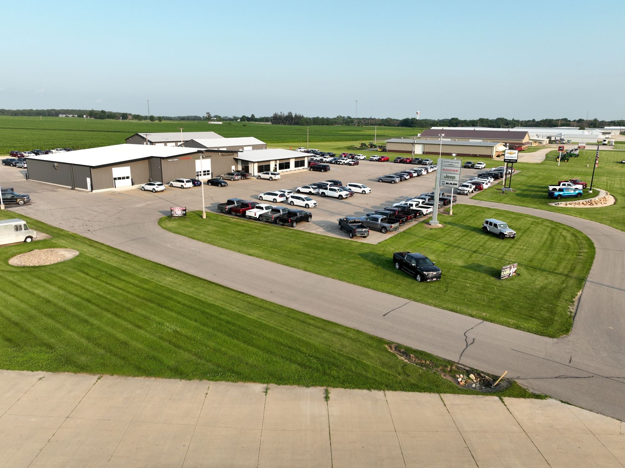 Vern Laures Auto Center dealership